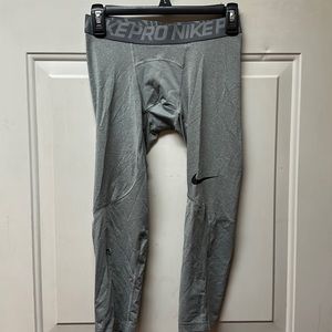 Nike pro compression leggings, size small